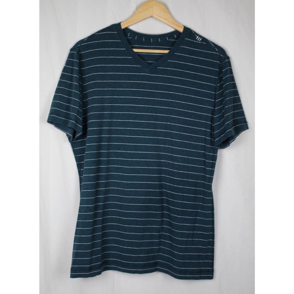 Men's Lululemon Green Shirt Size Large